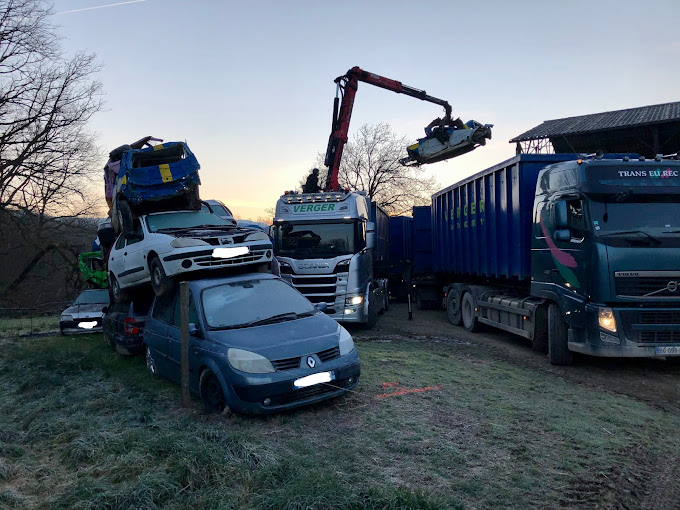 Aperçu des activités de la casse automobile VERGER METAUX ET FERAILLES située à SOLEYMIEU (38460)